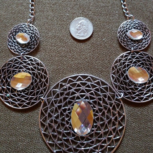 New fashion Necklace - Picture 3 of 4